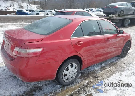 2007 Toyota Camry Le z USA, uszkodzony, nr VIN 4T1BE46KX7U055371